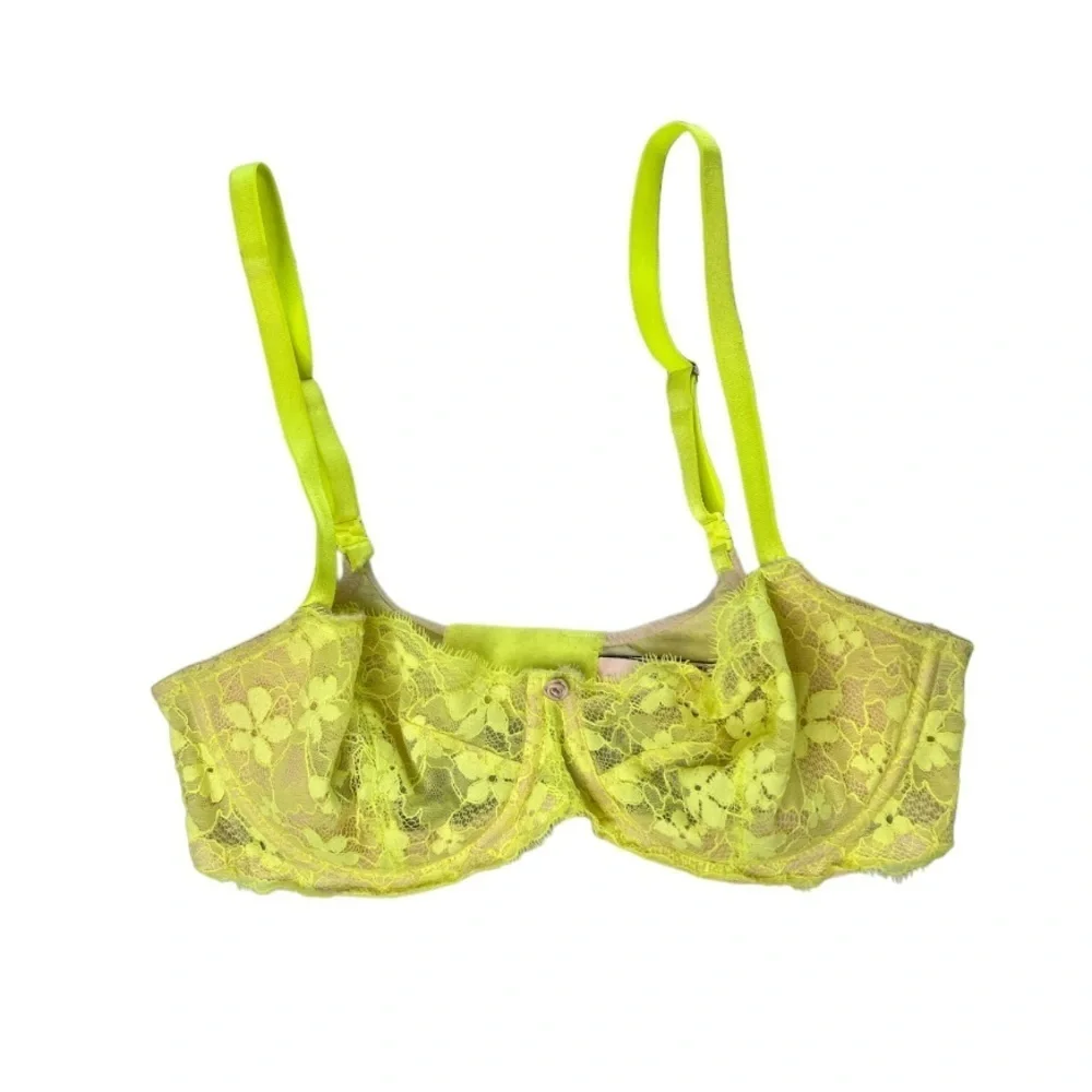 Victoria Secret Neon Green Laced Bra